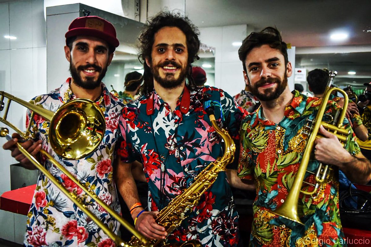 surcopandoOK's tweet photo. El brass power del #reggae de Surco Pando con @emiliospitz - @jesus.zarate.brass - @martingorba 🔥🎷🔥🎺
.
#brass #brasssection #saxophone #trumpet #trombone #reggaeroots #roots #surcopando https://t.co/NzgPibmWBb