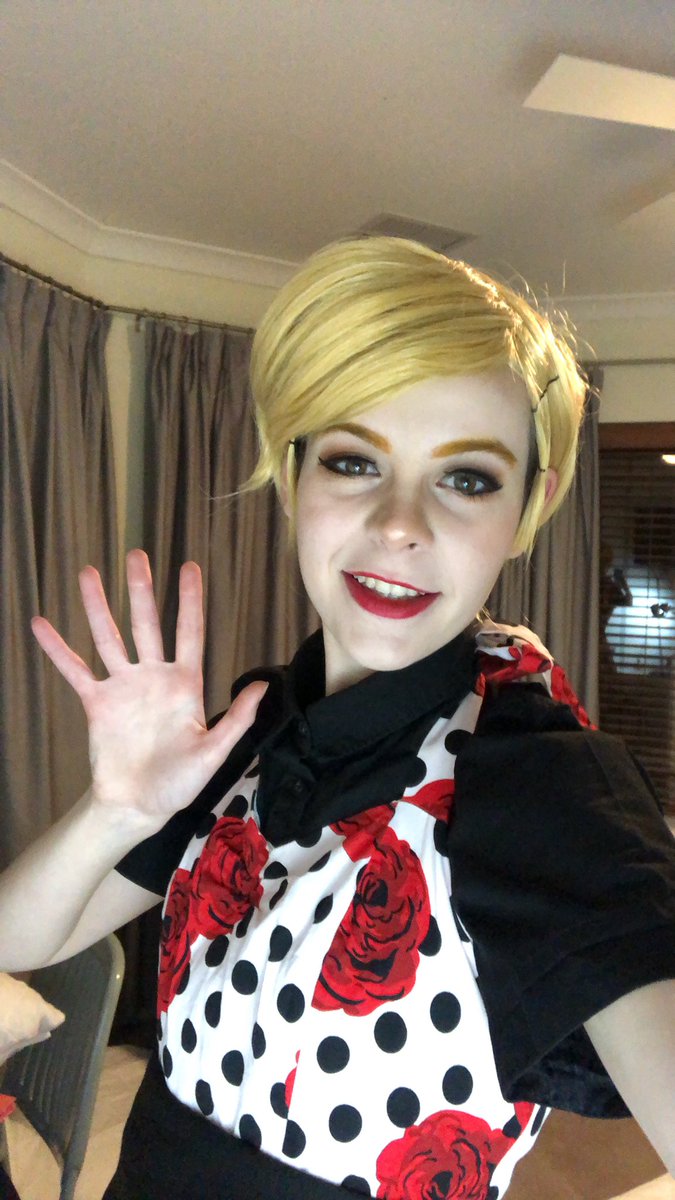 PocketDoodlez's tweet photo. “It’s 10pm, do you know where your children are?” My LU-C cosplay! It was hard to style the wig but I had a ton of fun cosplaying her! #3Below #TalesOfArcadia #LucyBlank #BlankBot #ToA #ToACosplay #Trollhunters #3BelowCosplay https://t.co/Gyn3KL4LIf