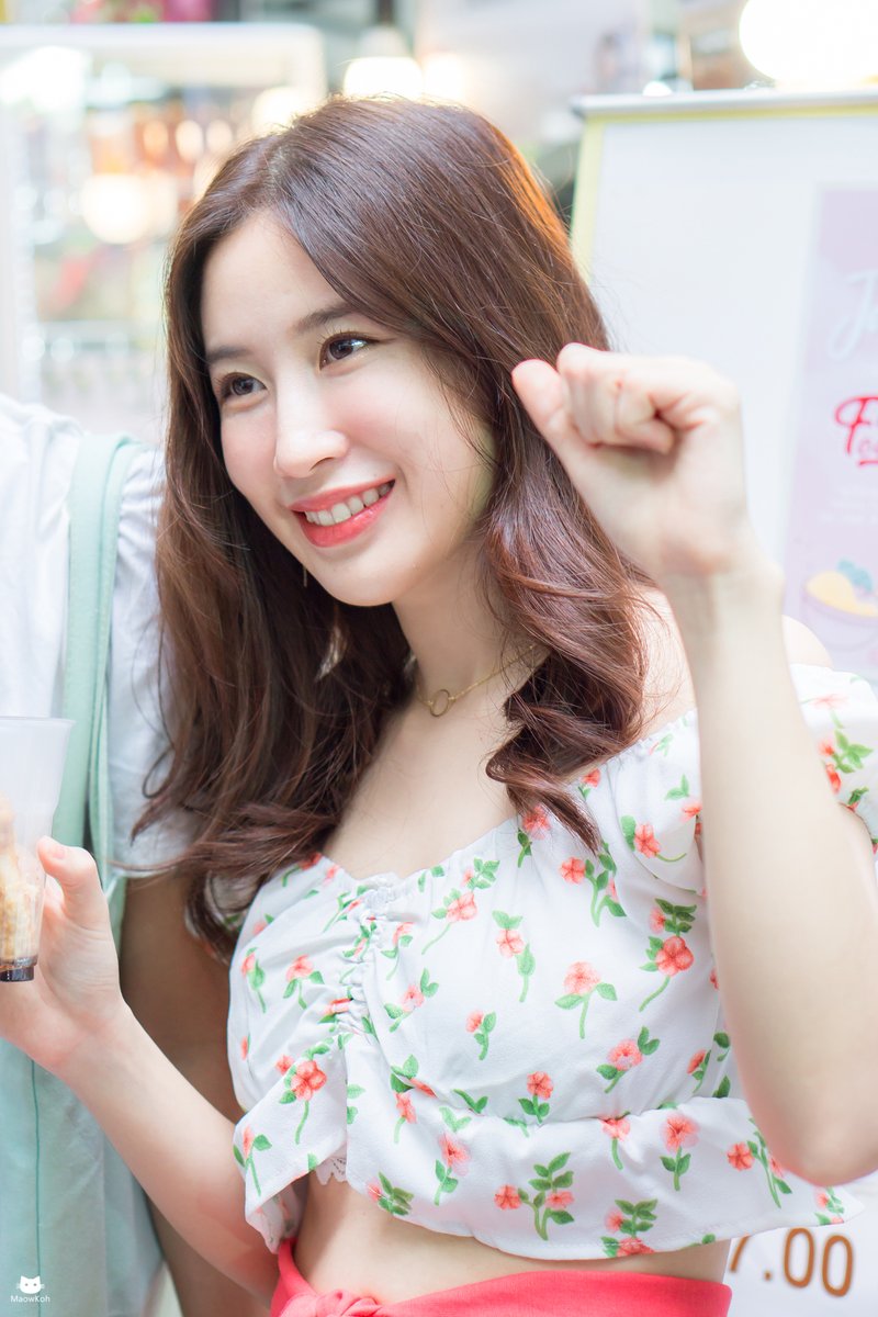 DEVILmechanical's tweet photo. อรุณสวัสดิ์เช้าวันอาทิตย์ วันนี้มารอฟังเพลงใหม่ #วันธรรมดา ของแจนกันเถอะ ❤
..
【 Follow 】
Facebook : https://t.co/0K8PN8znn8
Instagram : https://t.co/qQTDA92XGc
______
#JanChan #แจนจัง #YipoonBento #Tororipudding #Fattival #MaowKohGallery https://t.co/3njOQeR36H