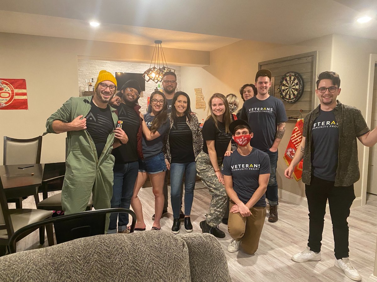 MrsJSVE's tweet image. Excited to be supporting such an amazing organization! Veterans Community Project House Party! @VCP_HQ  @CrossroadSound #vcphouseparty @jgibbs0723