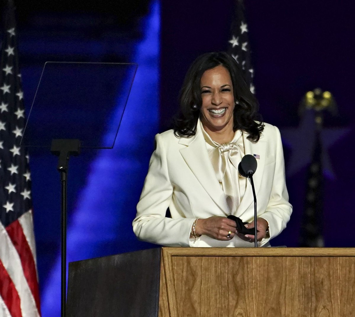 mefeater's tweet image. “While I might be the first woman in this office, I will not be the last” - Kamala Harris 💕