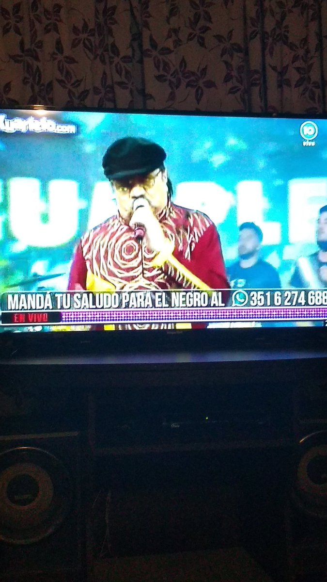 Charly tweet media