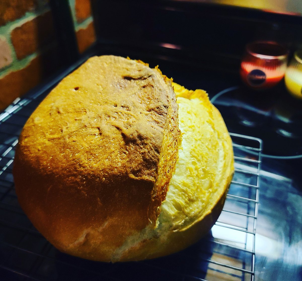 Chef_Stoneback's tweet photo. Another beautiful loaf!!! https://t.co/eng2WXoLTs