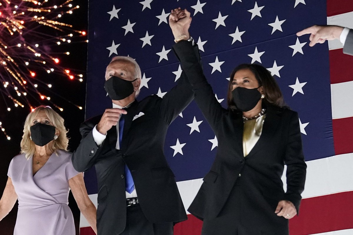 DangerousDroid's tweet photo. #America is back #BidenHarris 🎉💖🇺🇸💖🎉 https://t.co/hEkxqCzm82