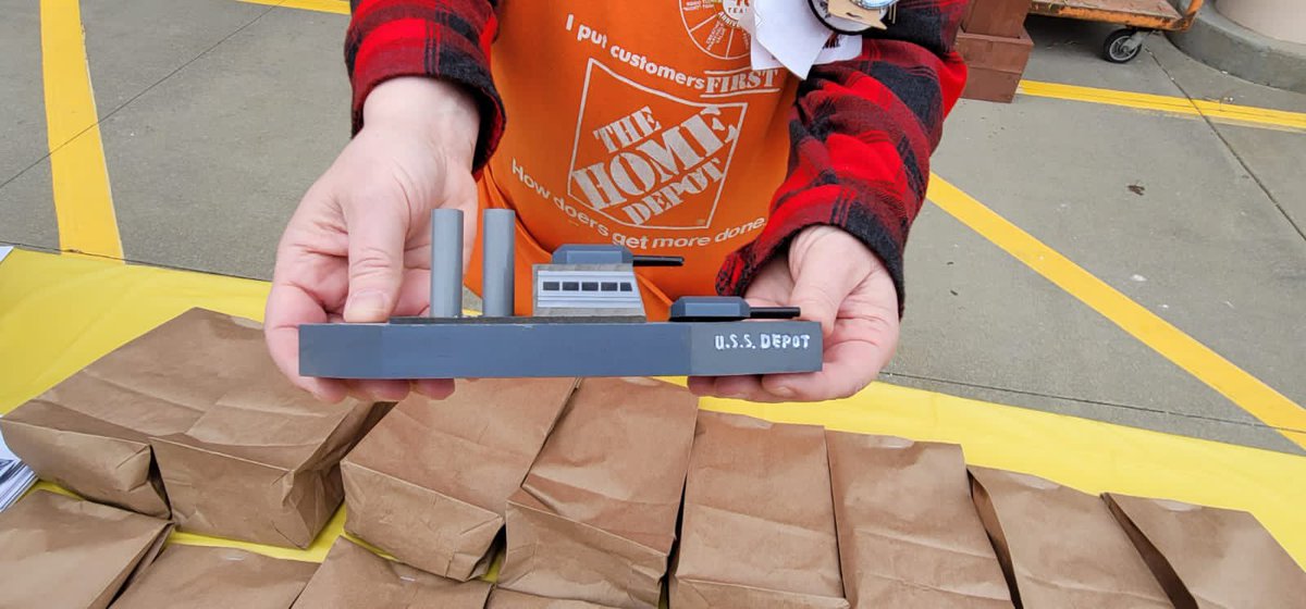 Great job with the Drive-thru Kids workshop Penelope!!! Thank you for your dedication and creativity🥇🏆💐 3️⃣6️⃣4️⃣5️⃣💪🏾
