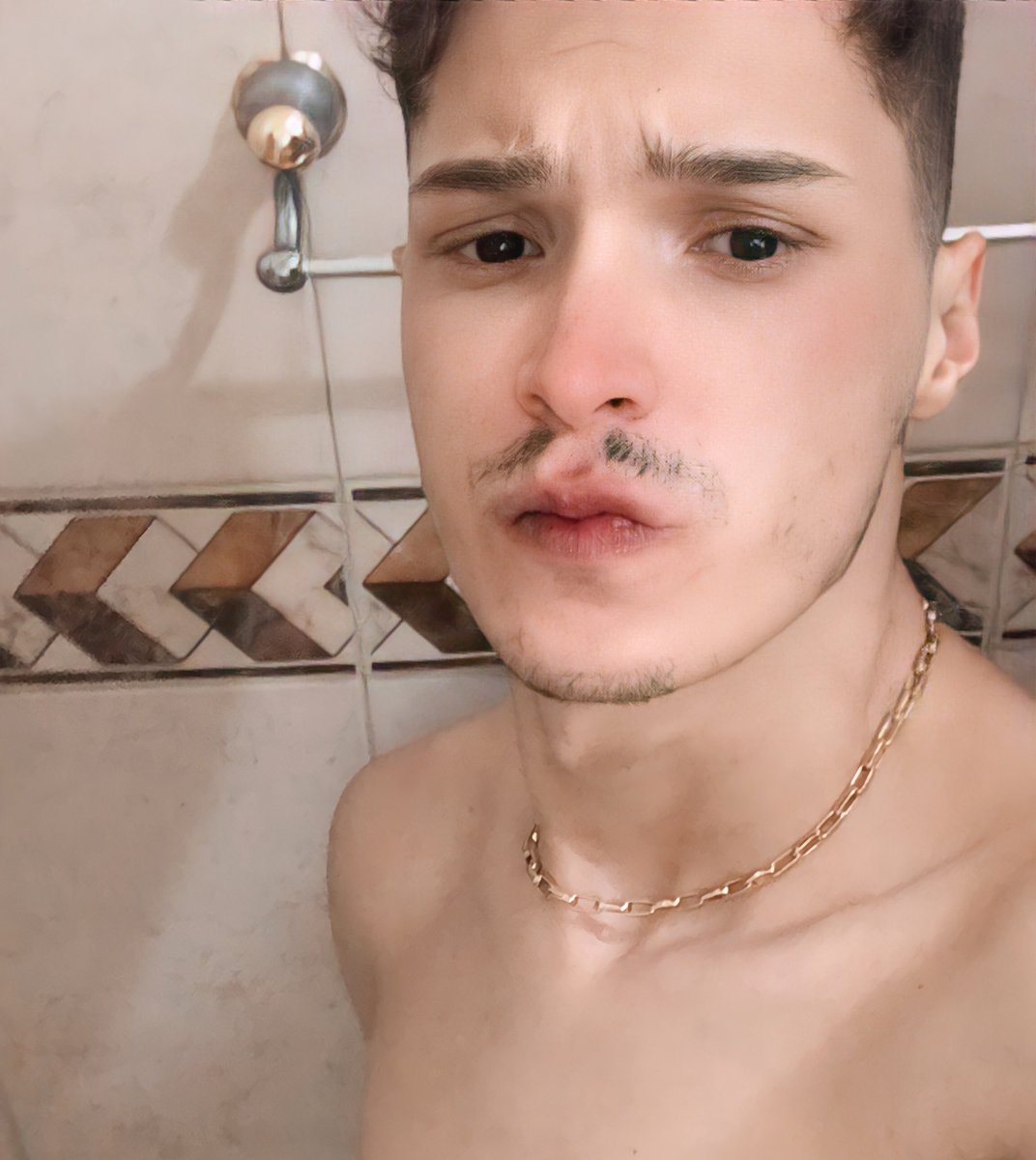 pqpyves's tweet photo. E vamos de fotinhas novas  #CloseGayBlogBR https://t.co/v0VE0G0sX1