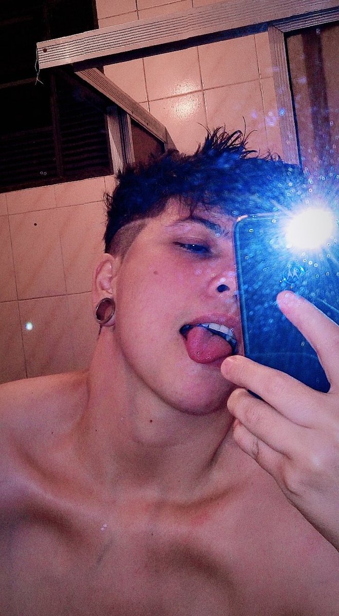 and_alexx's tweet photo. A tag é só pra gay cis ou pode um transviadinho tbm
#CloseGayBlogBR https://t.co/mhMwrPlHzB
