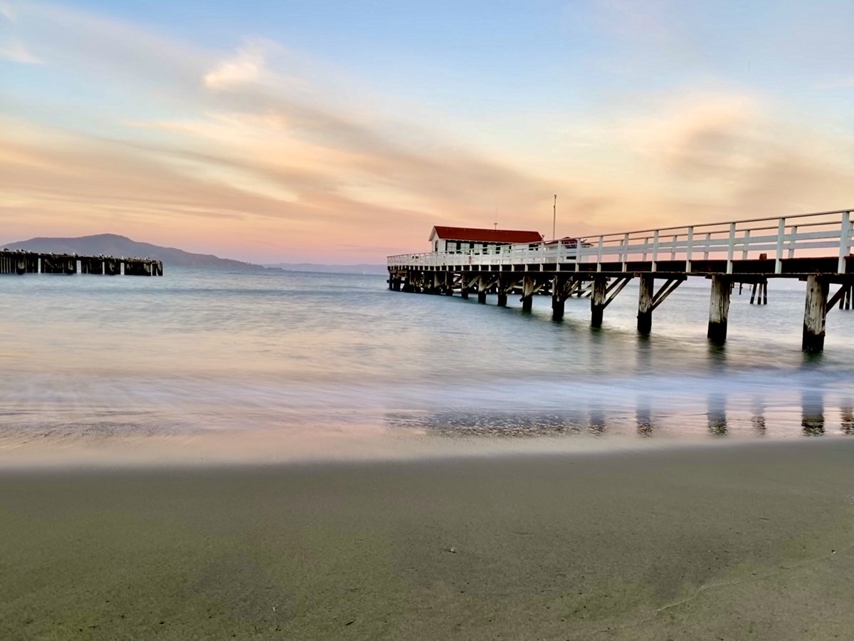 DayTrippinMike's tweet photo. Pier near Chrissy Field in #SanFrancisco #iPhone11promax #iphonefun #longexposure https://t.co/XnHoD2c8hI