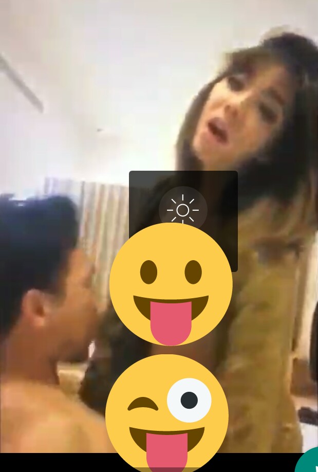 RatihFia's tweet photo. Skandal gisel #FULL
#linknya #gisel #KASIHANGEMPI
 https://t.co/XYbV8s6mQG https://t.co/EVagpf6vNS