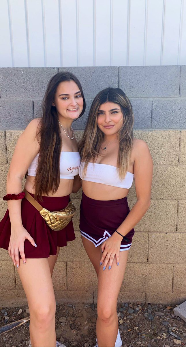 crystalzemog's tweet photo. Forks up baby 🏈🔱 https://t.co/ONPNnfzUnJ