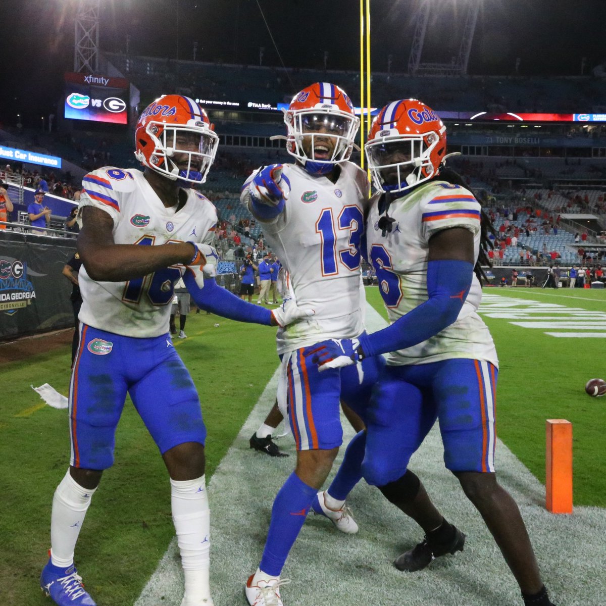 GatorsFB's tweet photo. It was a good day. #UFvsUGA 🐊 https://t.co/8NdMH3KcOy