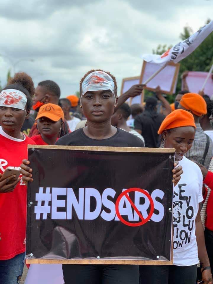 NaijaJonathan's tweet photo. Tosin Adeniji @callmerahila, was arrested by men of the @PoliceNG alongside 5 ors for abiding by the law!
They were denied bail, remanded and the case adjourned until Jan 2021. Yet you tweet #USElection2020?
Your own bad!
#EndSARSΒ οΏΌ #RevolutionNow #FreeAbujasix #FreeMissT https://t.co/Oa6DNK4pUQ