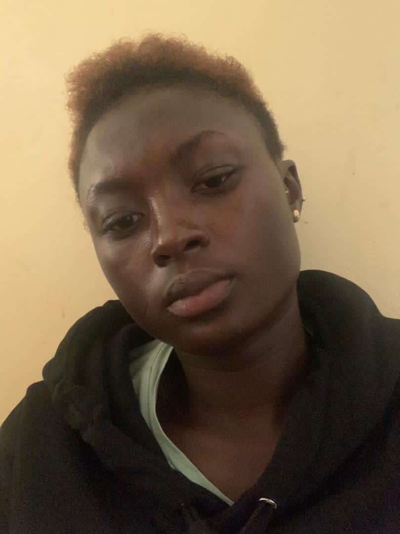 NaijaJonathan's tweet photo. Tosin Adeniji @callmerahila, was arrested by men of the @PoliceNG alongside 5 ors for abiding by the law!
They were denied bail, remanded and the case adjourned until Jan 2021. Yet you tweet #USElection2020?
Your own bad!
#EndSARSΒ οΏΌ #RevolutionNow #FreeAbujasix #FreeMissT https://t.co/Oa6DNK4pUQ