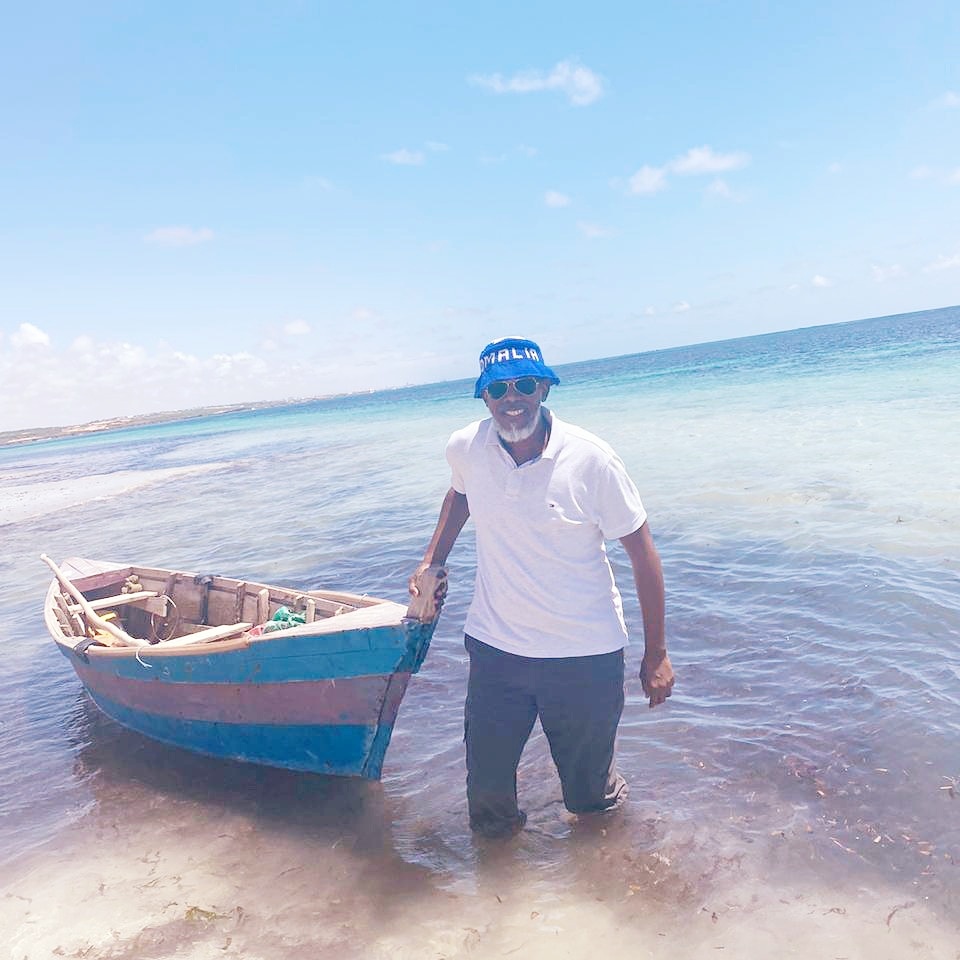 AmbAmerico's tweet photo. Subax wanaagsan,  saakay malaay dabashaan aaday xeebta #Jazeera. Dhul qurux baan leenahay oo khayraad ka buuxo ee aan ka faa'iidaysano. @bashiirph1 @gabowduale https://t.co/pvkNrjCXTY