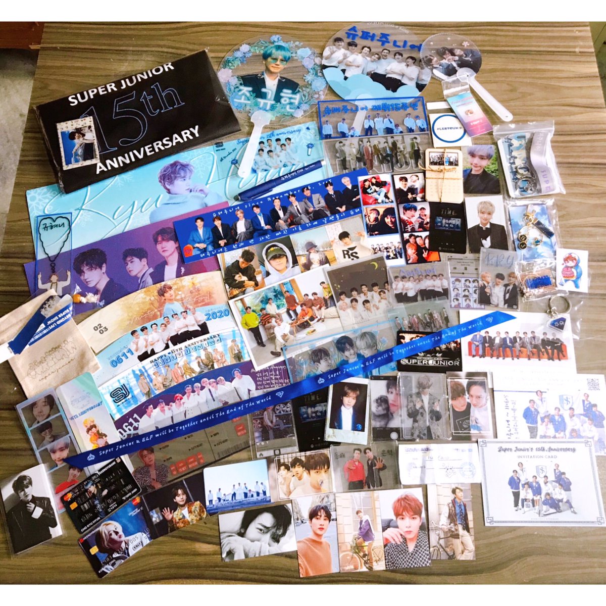 YiTengSparkyyyy's tweet photo. 7Nov2020 - Really appreciate the efforts of all admins for both events 💖😍😍 Loving the fansupports too
#Chapter15withSJ
#Heartwithsapphireblue
#15thAnniv_WalkTogether
#underSJSKY 
@Minhee0205 @UnderSJSKY https://t.co/k5jxV0gYL8