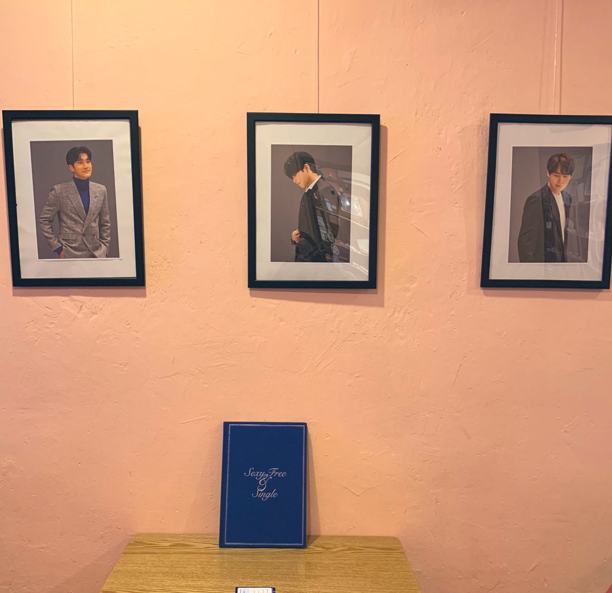 MadameIsis's tweet photo. Thank You admins!!! ๐๐๐
@SJofficial #SUPERJUNIOR #์ํผ์ฃผ๋์ด #ในใผใใผใธใฅใใข #15thAnniv_WalkTogether #๋ฌ๋ ค์จ15์ฃผ๋
_์์ก๊ณ ๊ฑธ์๊น #UnderSJSky https://t.co/faaCGCuQYV