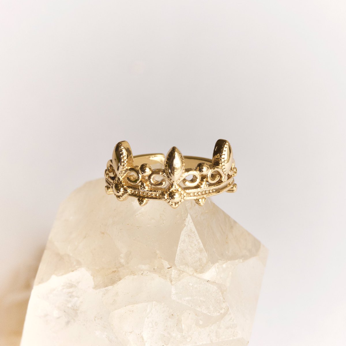 RosaMiaJewelry's tweet photo. ❣️GIVEAWAY TIME ❣️

Winner gets a ring of their choice from everything that is in stock!

Rules to enter:
• RT this post
• Follow me @RosaMiaJewelry 
•Tag a friend in the comments! 

For extra entries:
• Every new comment with a new tag = an extra entry

Ends on Nov. 16th ❁ https://t.co/FqFLxC7SYB