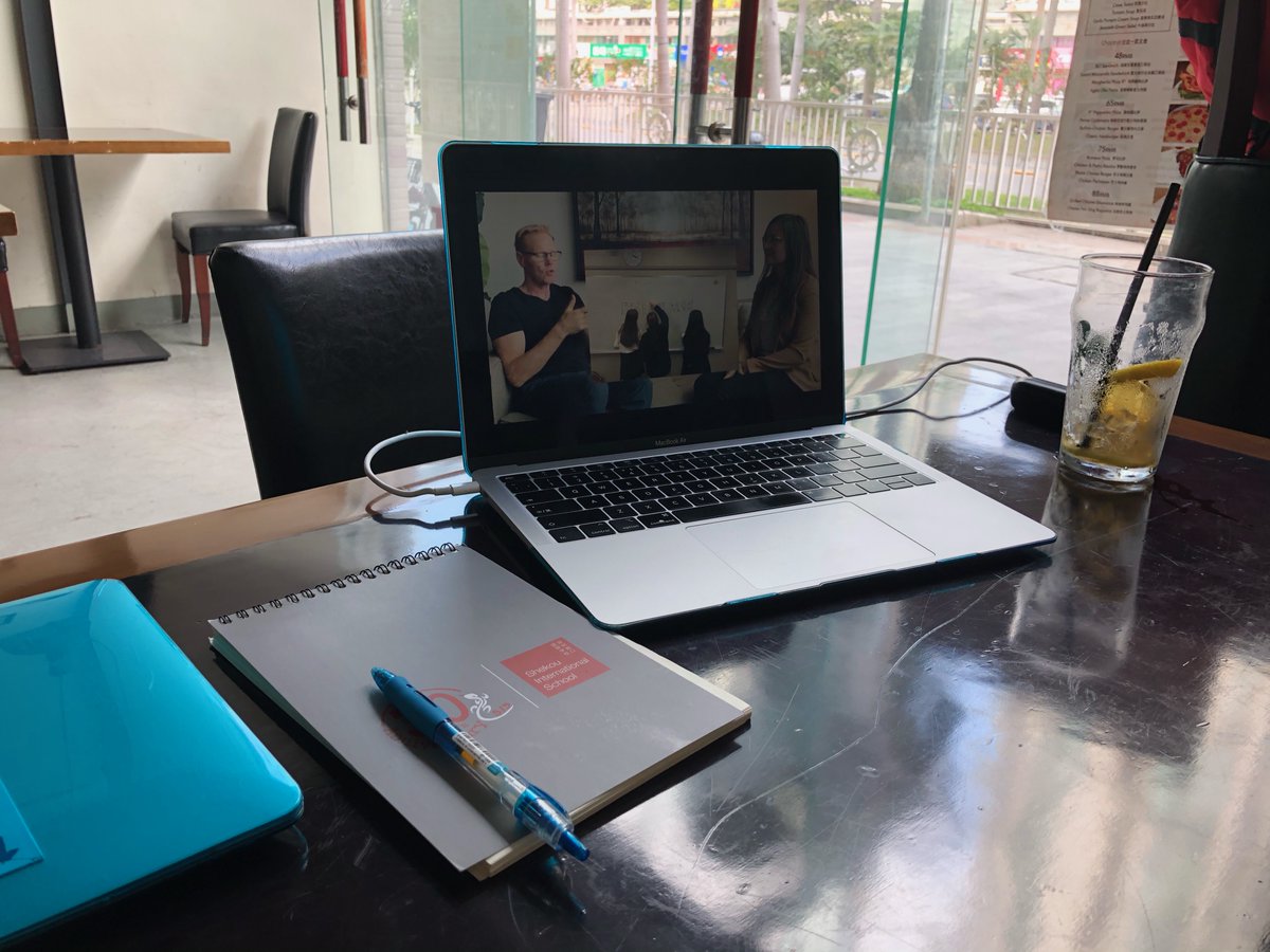 anndurham13's tweet photo. Sunday PD with @MakeMathMoments the @SISGeckos math department. Learning from @pgliljedahl and @JudytaLarsen and discussing how can we build thinking classrooms at #SISrocks. @annieferg3a @constancekkg @Outerorbert #iteachmath #mtbos https://t.co/Atymoaslkg