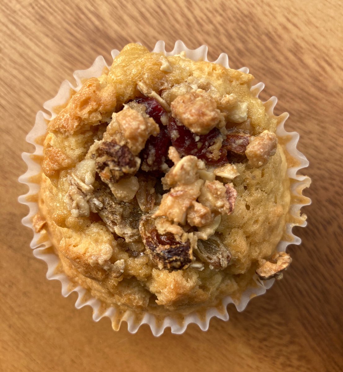muffins_awesome's tweet photo. ナッツ&amp;ドライフルーツソイマフィン
GF nuts&amp;dry fruits soy muffin

#米粉　#グルテンフリー　#焼き菓子　#マフィン　#豆乳 https://t.co/vbN3KVm8sg