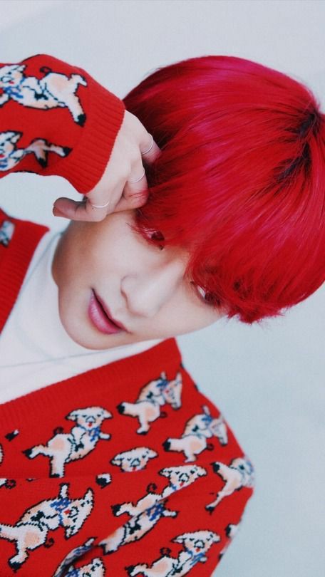 kim Taehyung in red hair : a thread