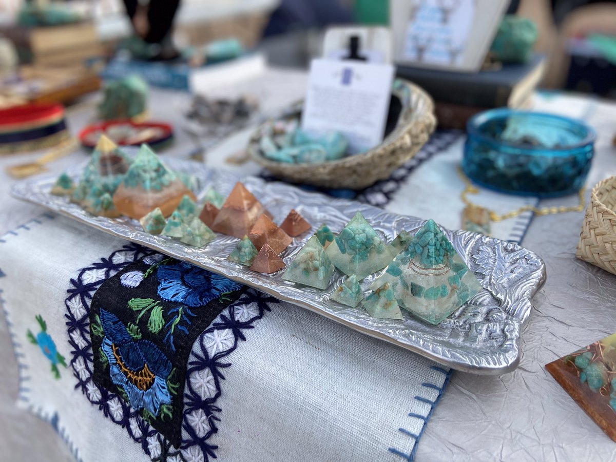 urbnlgndbass's tweet photo. Had some fun selling my jewelry, orgonite and gems today. The clouds were insane. Was fun disconnecting and just being outside among the crystals and good people. #gemshow #coloradoamazonite #orgone #livelifecreatively https://t.co/vcE5paBoLJ
