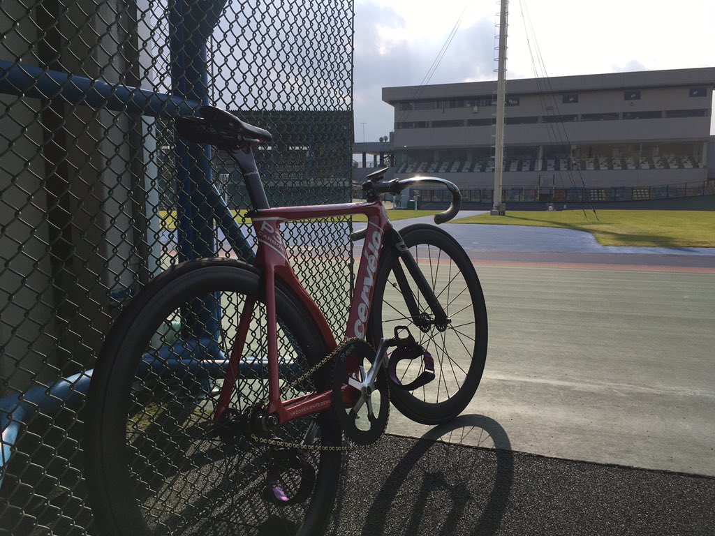 sanonikuo's tweet image. 富山バンク。
65-16に慣れるために、女子の番手でシッティング練習してました。
#digirit
#和泉チエン
#Recycle