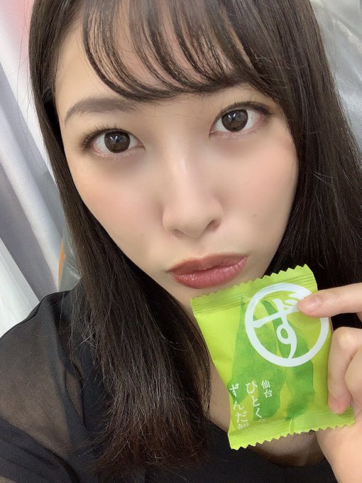 小腹,満たされました☺️  みんなが逢いに来てくれるの本当に嬉しいなあ☺️  落ち着くし元気もらうし必要不可欠な時間&hellip;🧡  いつもいつも優しく隣にいてくれて,どうもありがとうございます。  一緒に飲んだコーヒーが美味しかった🥰  https://t