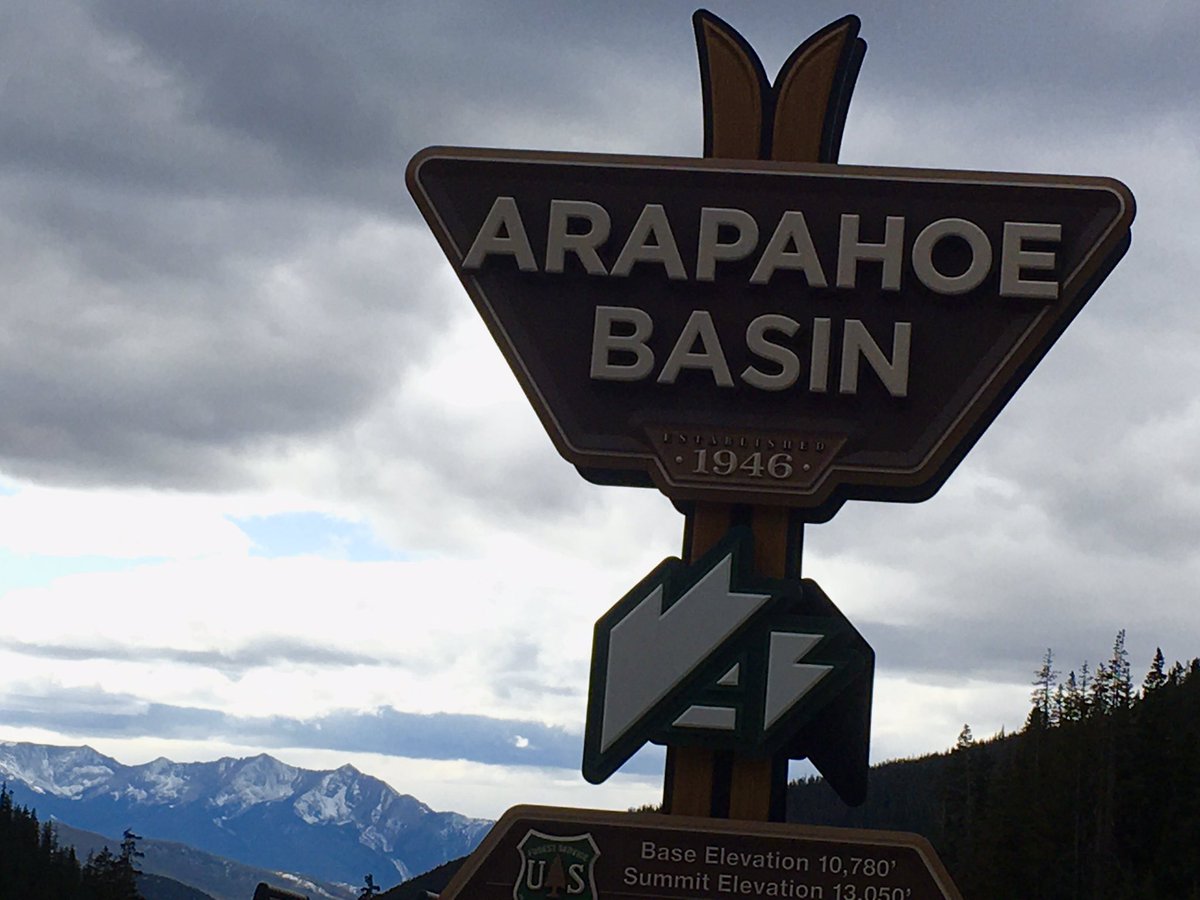 HeartofColorado's tweet photo. I drove by @Arapahoe_Basin today. Is that #Peak1 of the #TenMileRange in the distance? It almost looks like you can see the avalanche path from a couple years ago that looks like a ski slope. https://t.co/z8KtjEOrBF