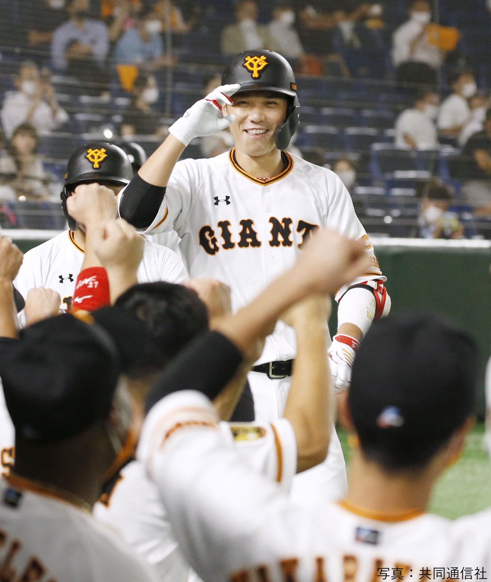 ライブドアニュース 速報 巨人 坂本勇人が00安打を達成 プロ野球史上2番目の若さで