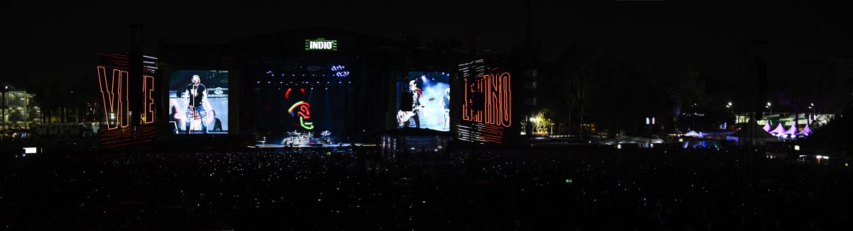 Karenlopolis's tweet photo. Guns N' Roses (@gunsnroses) cerró el primer día del Vive Latino 2020.
Cobertura para la nueva @Notimex. #VL2020 https://t.co/lj3fJgYM8r