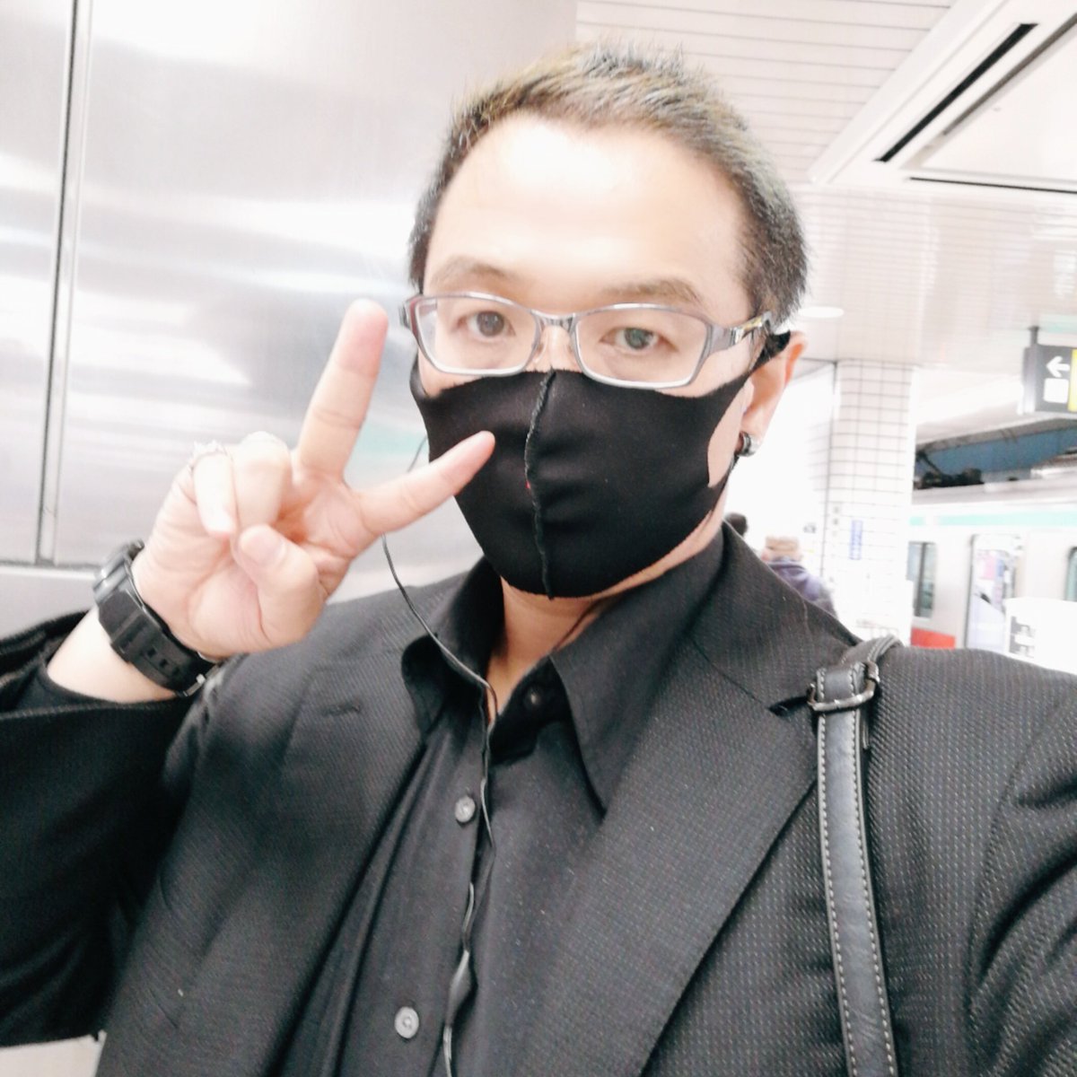 仕事以外引きこもり