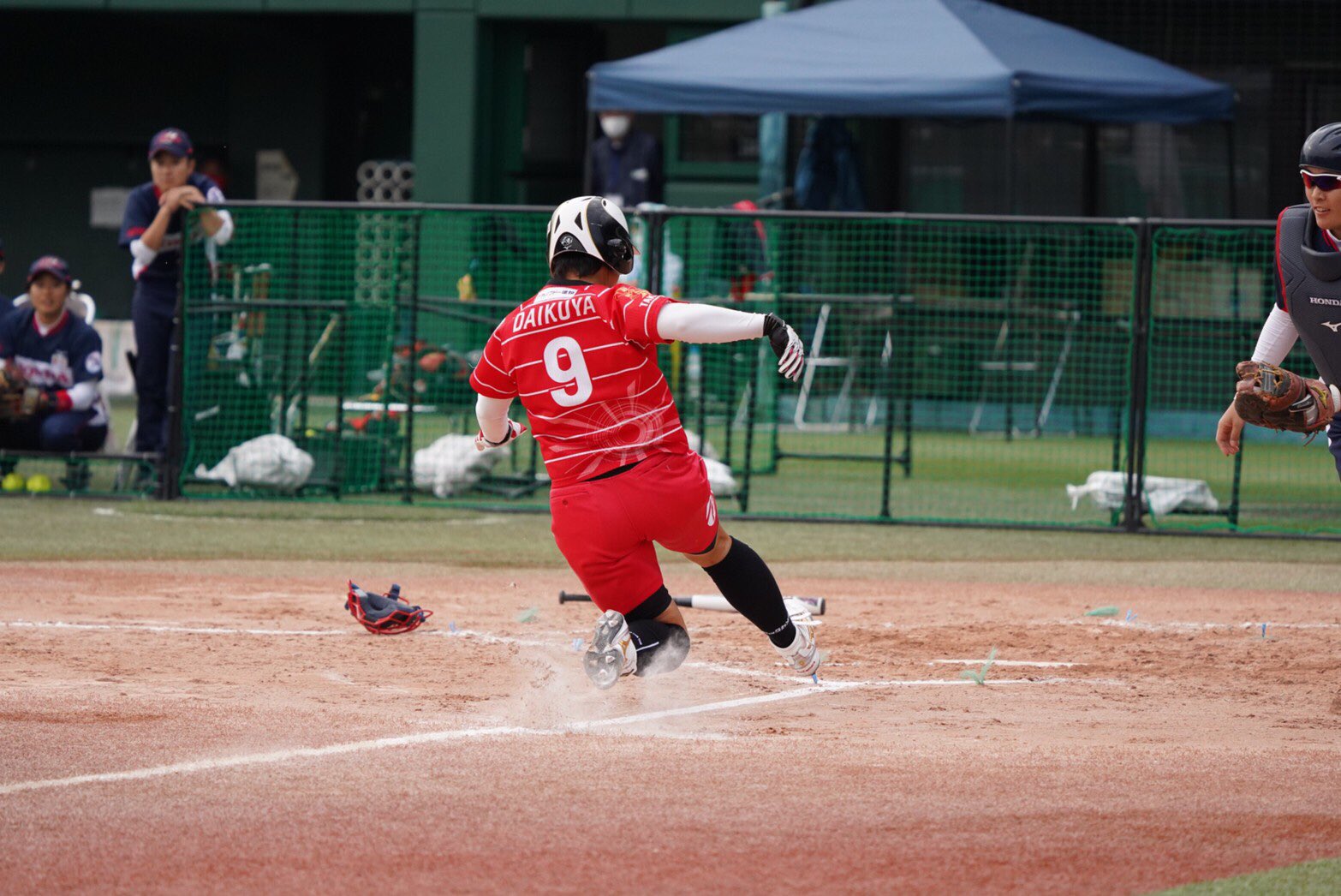 ビックカメラ女子ソフトボール高崎 5回表 工藤外野フライでタッチアップで先取点 ビックカメラ高崎 Jsl T Co Kyrulqmpoi Twitter
