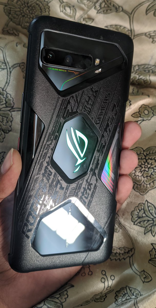 shubhamdutt13's tweet image. Opinion after using #AsusROGPhone3 for more than 48hrs.

ZenUI is hell underrated
Smoothest phone I ever used
Display has some problems (Viewing angles)
Camera average
Performance = Beast 🔥
Battery is amazing

#rogphone3 #Techbloat #Asus @ASUSIndia
@ASUS_ROG_IN