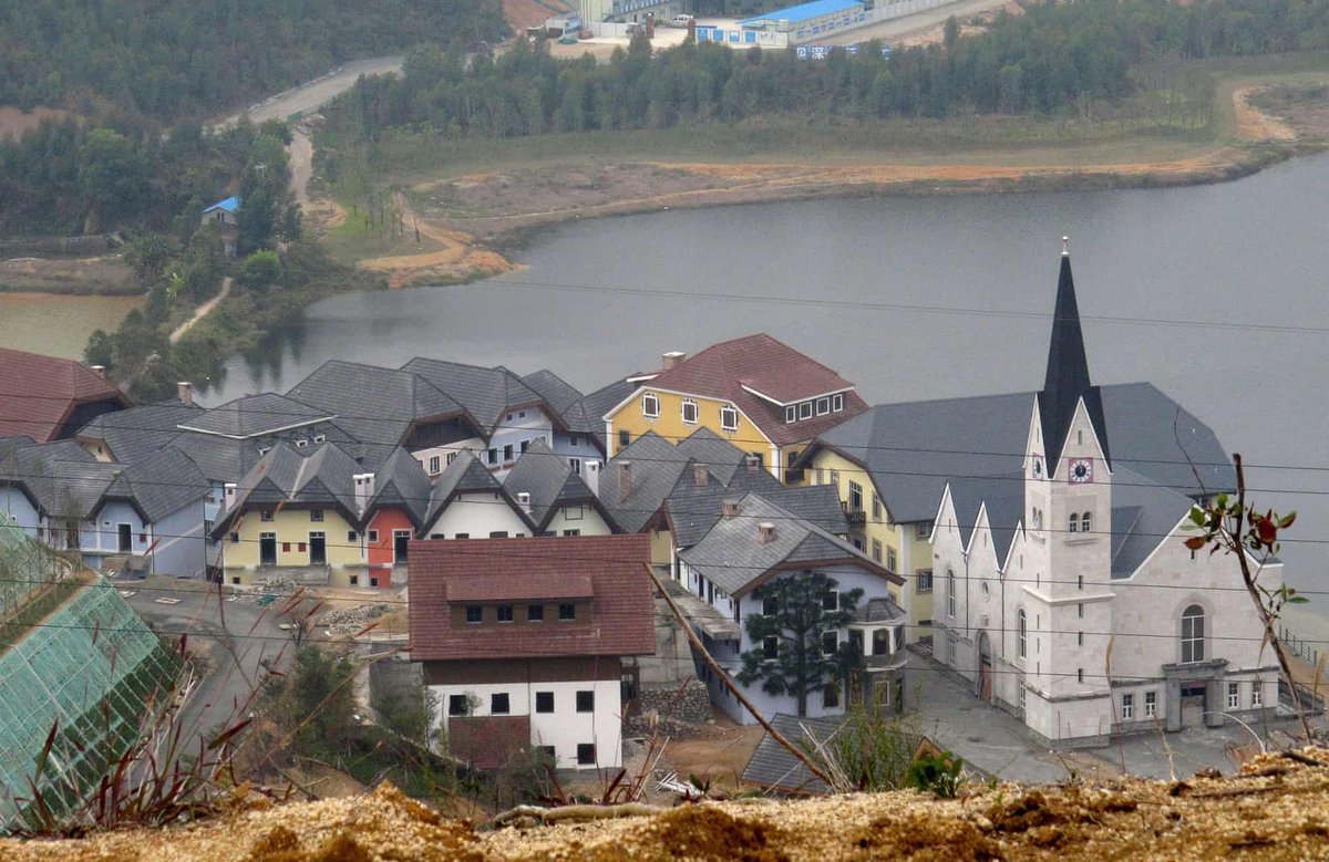 China's Hallstatt, modeled after the small town of Hallstatt in Austria.