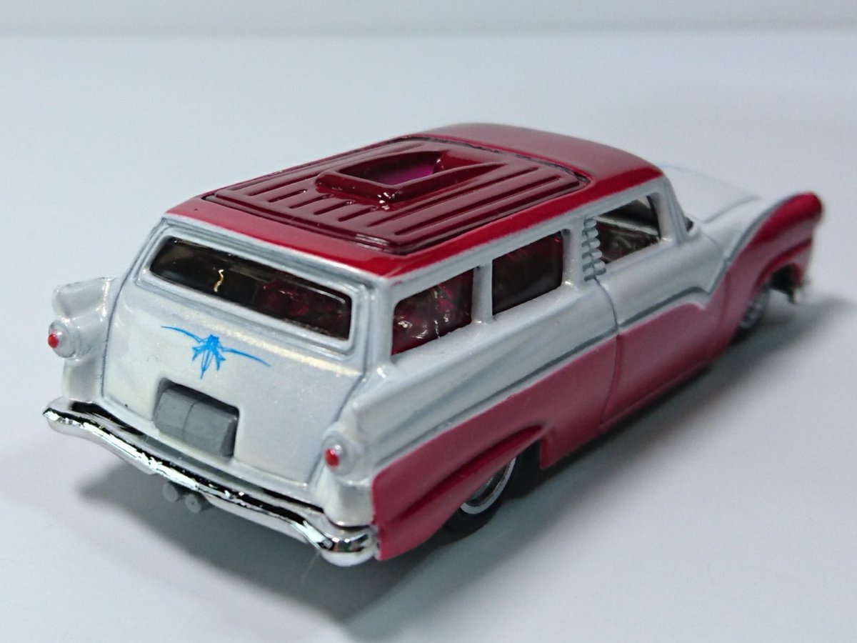 musclevw's tweet photo. Hot Wheels / 2003
1950 Custom Ford Wagon
さりげないピンストが👍💯
#HotWheels #Ford
#FordWagon #ミニカー
#アメ車 #ホットウィール https://t.co/jZNz0m93C1