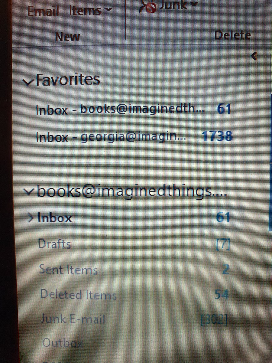 ImaginedThings's tweet photo. Thank you to everyone who's been emailing us 🥰 I'm busy catching up this morning! Anything urgent, or if you'd just prefer to speak to us please call 01423 391301 Mon-Fri 10am-2pm 😊📚👍 https://t.co/9lj3WL0Ny8