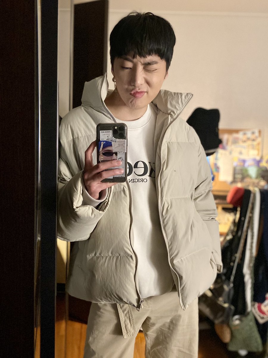 official_yoon_'s tweet photo. 이번주도 고생많았다!! 건욱이도!! 여러분도!!👏🏻👏🏻👏🏻👏🏻 #카이로스 https://t.co/KE0jupGs9F