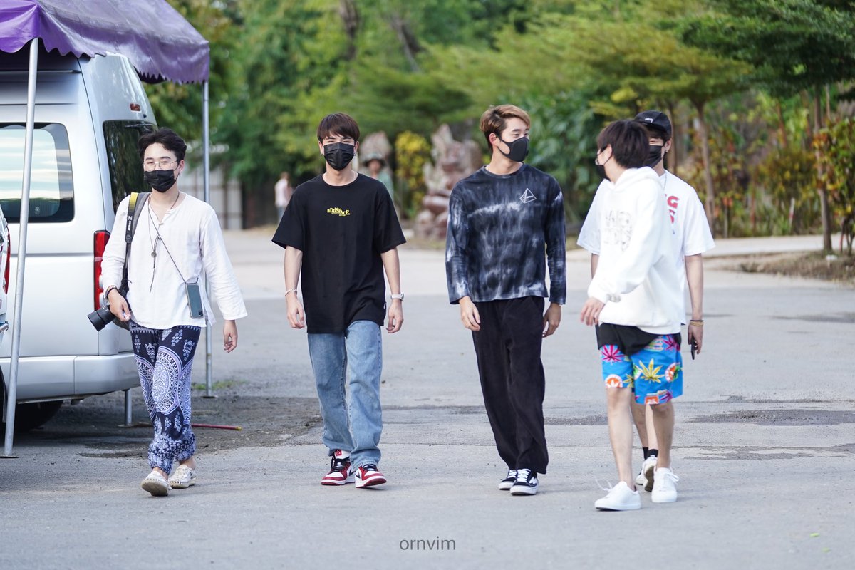 ornvim's tweet photo. พี่ได้พยายามแล้ว แต่ยังไง แปลนก็บังกัน 🤣🤣
@perthppe @bplannnnn @EstRvp 
#KDPPE
#คนของแปลน
#ESTEAM https://t.co/N6kowZkYIJ