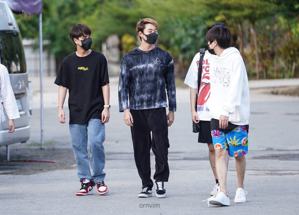 ornvim's tweet photo. พี่ได้พยายามแล้ว แต่ยังไง แปลนก็บังกัน 🤣🤣
@perthppe @bplannnnn @EstRvp 
#KDPPE
#คนของแปลน
#ESTEAM https://t.co/N6kowZkYIJ