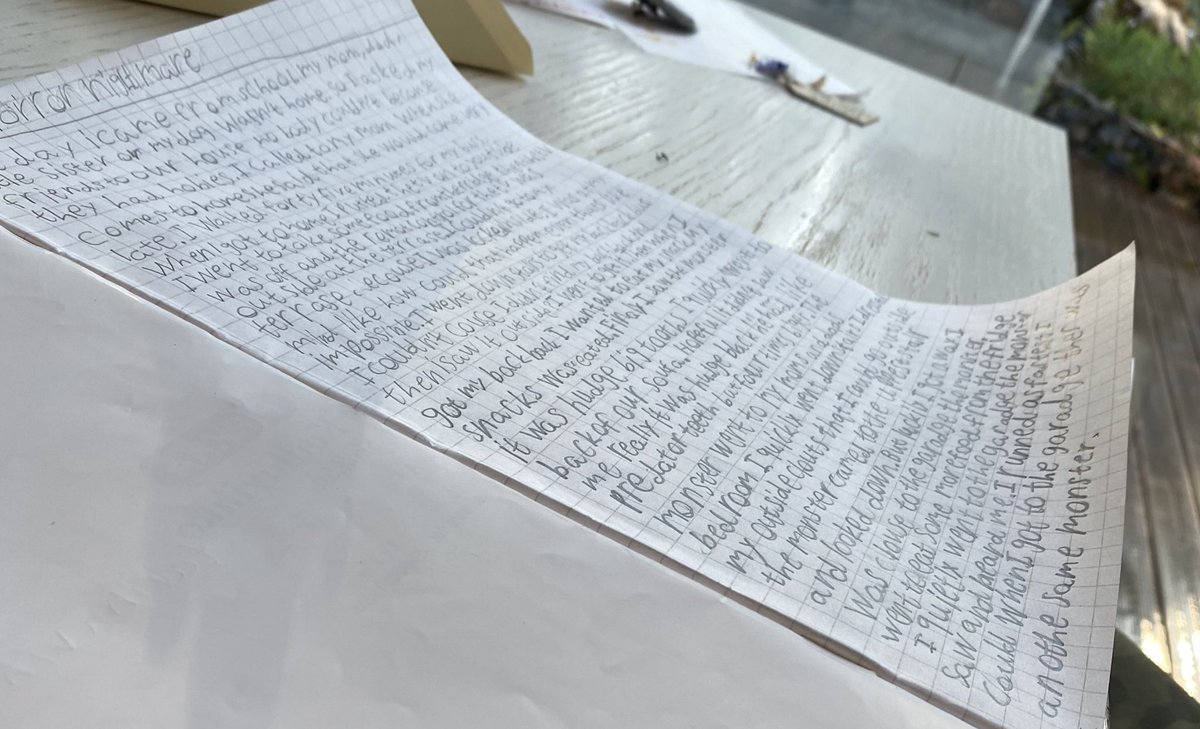 mrsseppala's tweet photo. #Minimies alkoi kirjoittamaan kauhutarinaa. 📜🖊💪💓 #perhearki #onnellisetvanhemmuudensekunnit https://t.co/U1FCK0d8UB