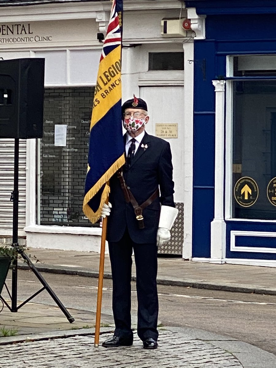 ITMAV's tweet photo. This is what the UK looks like in 2020.  Keeping safe and respecting the brave on Remembrance Sunday https://t.co/dI9Yl6M3Vx