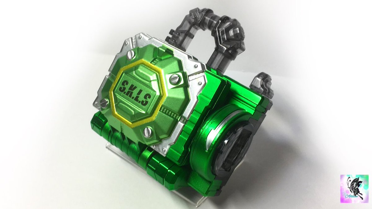 あっくん Akkunmade 変身アイテム改造部 変身ベルト改造部 Akkunmade ロックシード改造部 シン カチドキロックシードを新たに作りました Csmのカラーを参考にした上でガンバライジングの配色も取り入れました シールは以前制作していましたが