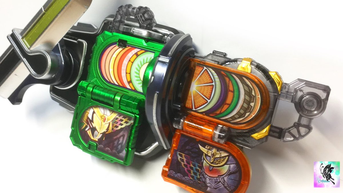あっくん Akkunmade 変身アイテム改造部 変身ベルト改造部 Akkunmade ロックシード改造部 シン カチドキロックシードを新たに作りました Csmのカラーを参考にした上でガンバライジングの配色も取り入れました シールは以前制作していましたが
