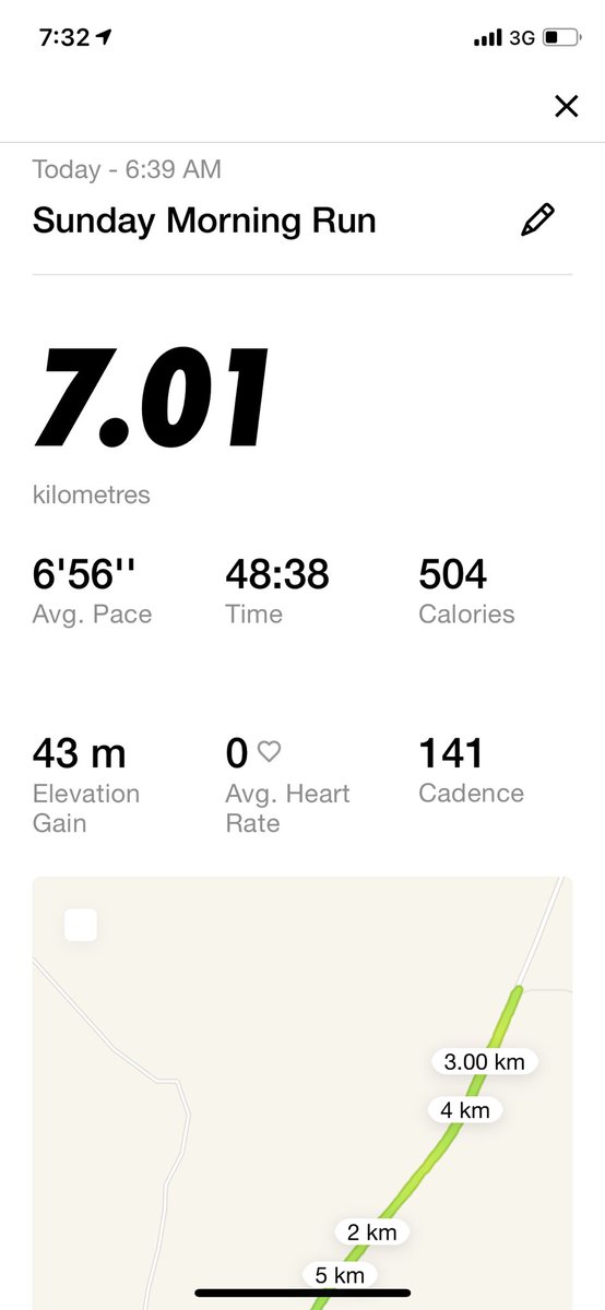 Itz_shamsuddeen's tweet photo. .@Ben_salis game on 😅😅
#NikeRunClub
#TwitterRunnersClub https://t.co/Z4eEaqhvoC