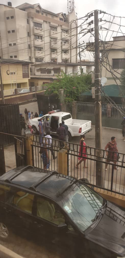sowore's tweet photo. #Endsars  Yesterday, the Commissioner of @PoliceNG in Lagos, Hakeem Odumosu sent a police team to break into @simplyeromz Eromosele Adene’s home in Ikeja area, he was subsequently abducted because they found his number on flyers in circulation! #FreeEromz https://t.co/3sj1Gzssie