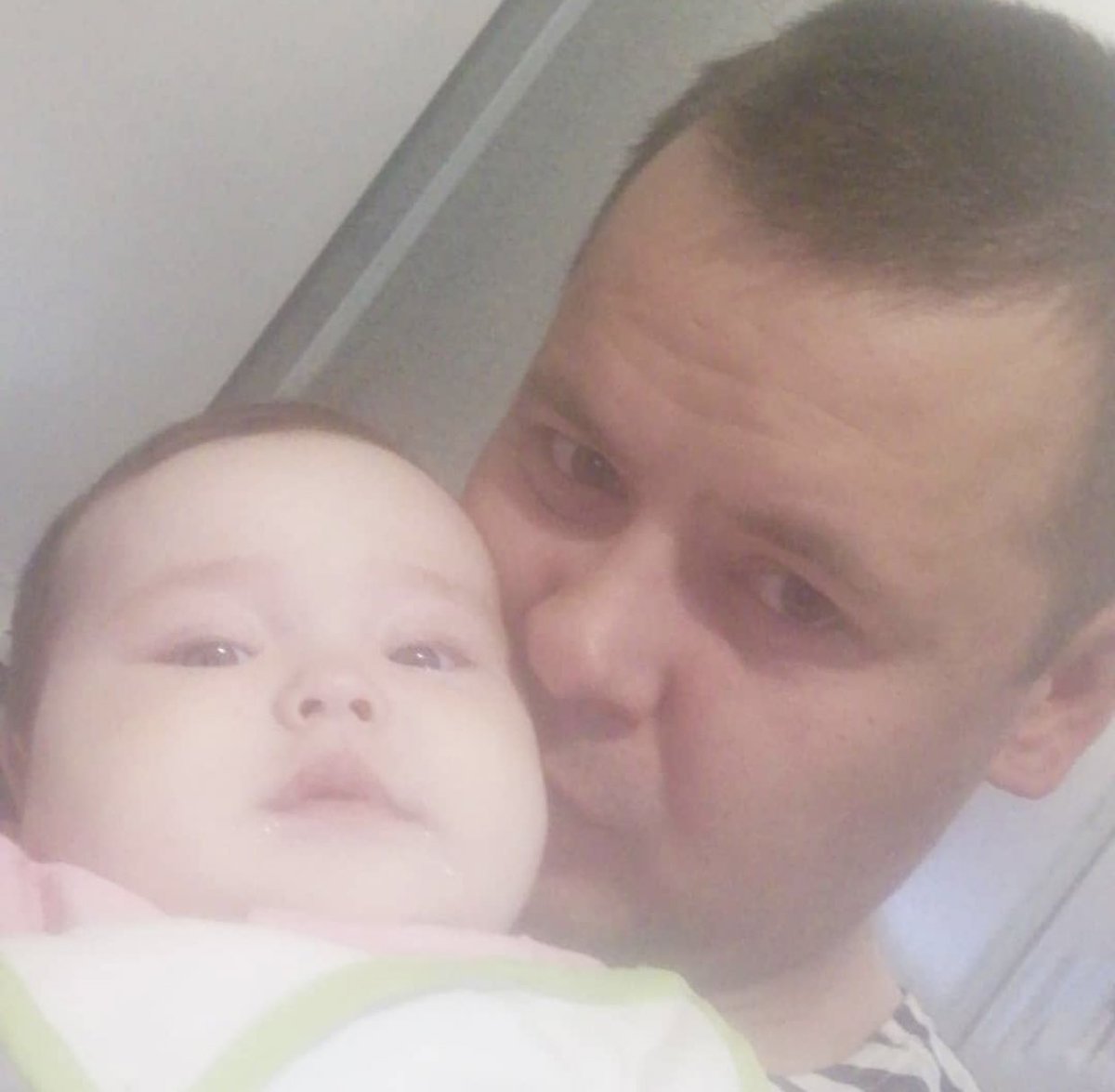 Девочке всего 4 месяца. Мама в группе «июнят» примерно два месяца назад написала что у Валерии пошла кровь из носа и поднялась температура,через два дня врачи поставили диагноз острый Лимфобластный лейкоз. Времени мало.Надо помогать.
Моб.банк: 79142369609
Получатель: Тамарова С.А