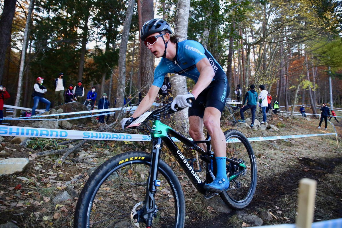 CannondaleJapan's tweet photo. 【速報】MTB全日本選手権
エリート男子に出場した@KOHEY55 が12度目の全日本タイトル獲得!
U23男子に出場した北林力選手が自身初のナショナルチャンピオンジャージを手にしました!
#ridescalpel #fightwithlefty https://t.co/WZCW3AAAYC