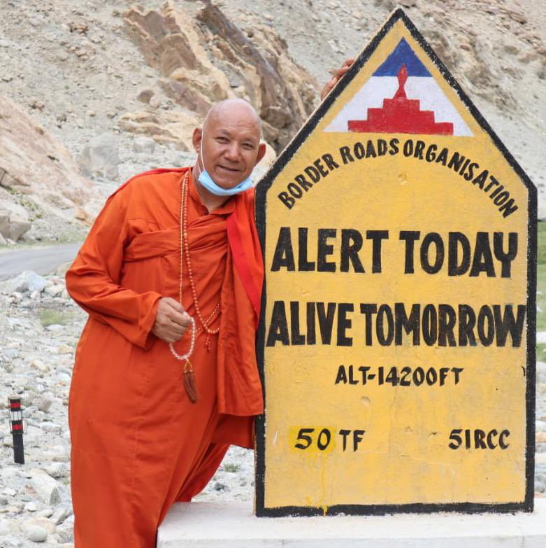 sanghasenamimc's tweet image. #ThePathlessPath

In the world of spiritualism, there is no ready-made path, no printed map and no professional guide.
Here each seeker has to create his own path and draw his own map. In the spiritual world the traveller has to travel alone.
-Bhikkhu Sanghasena