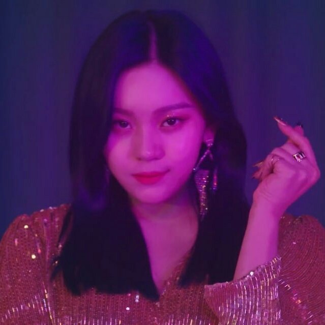 hwang_memeb's tweet photo. posting this for completion only😔hehi
#MAGO2ndTeaser
#D1toGFRIENDMAGO
@GFRDofficial https://t.co/XN4J52N2a9