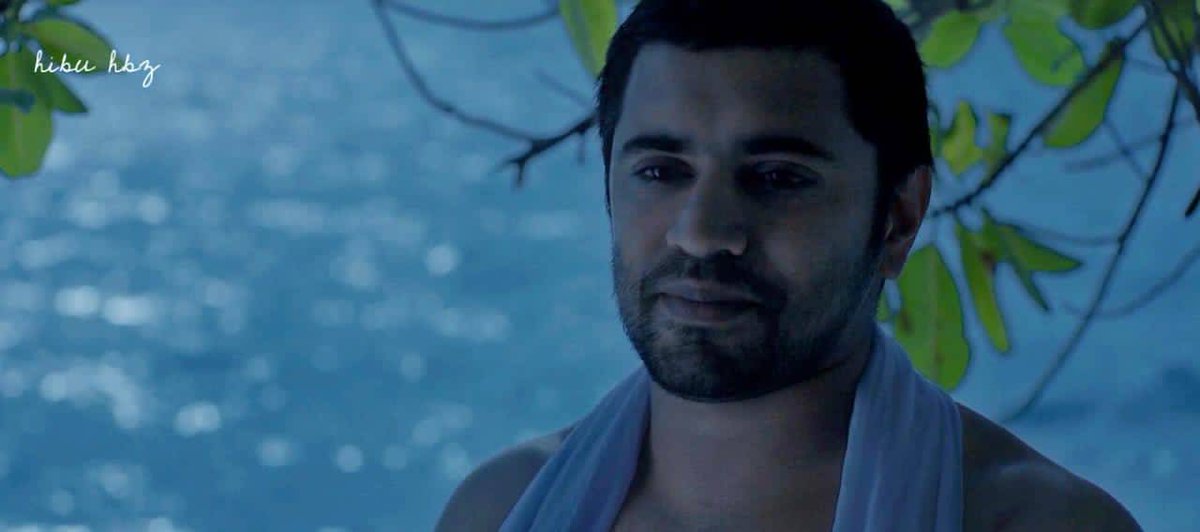 Nivinfanspower's tweet photo. A journey across two cities in search of love,family and belongingness through the tides of violence and misery!

#1YearOfMoothon #Thuramukham @NivinOfficial https://t.co/oj6U7xV4B0